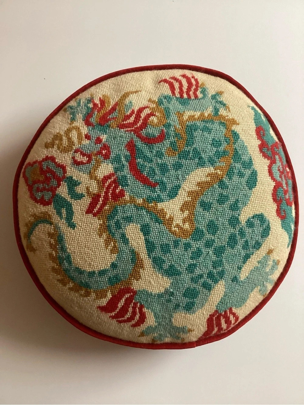 Vintage Needlepoint Oriental Chinese Dragon Red Round Pillow Velvet Back